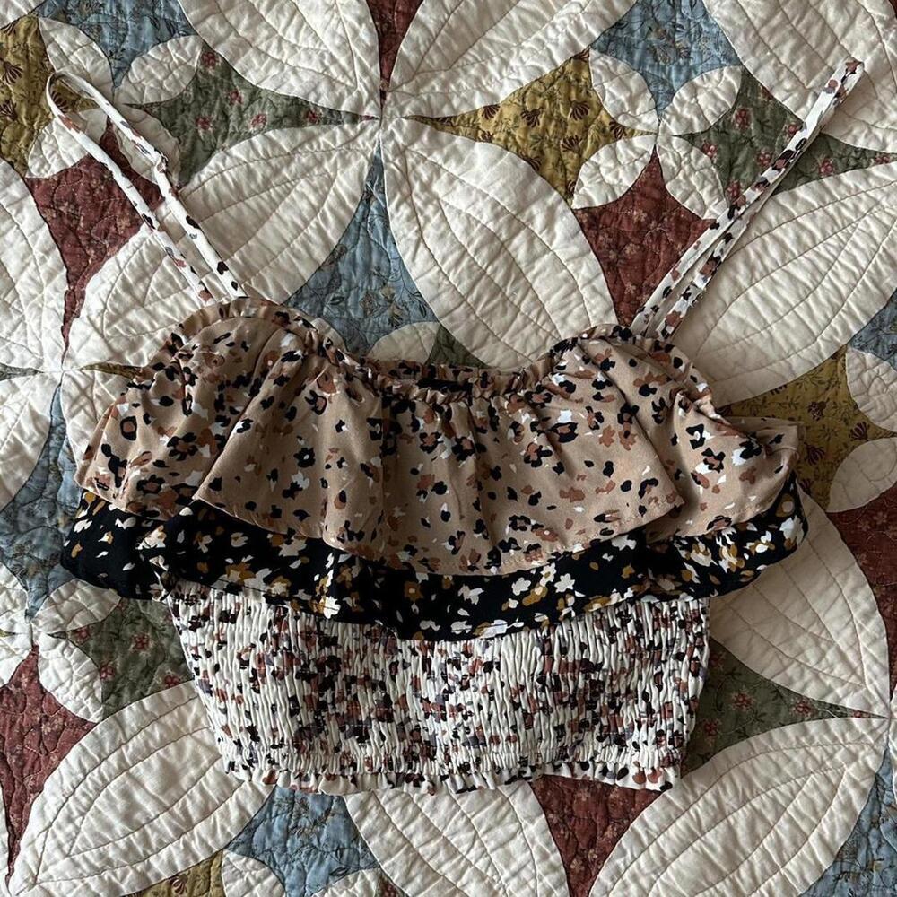 Storia Anthropologie brown floral crop tank top w ruffles spring going out top